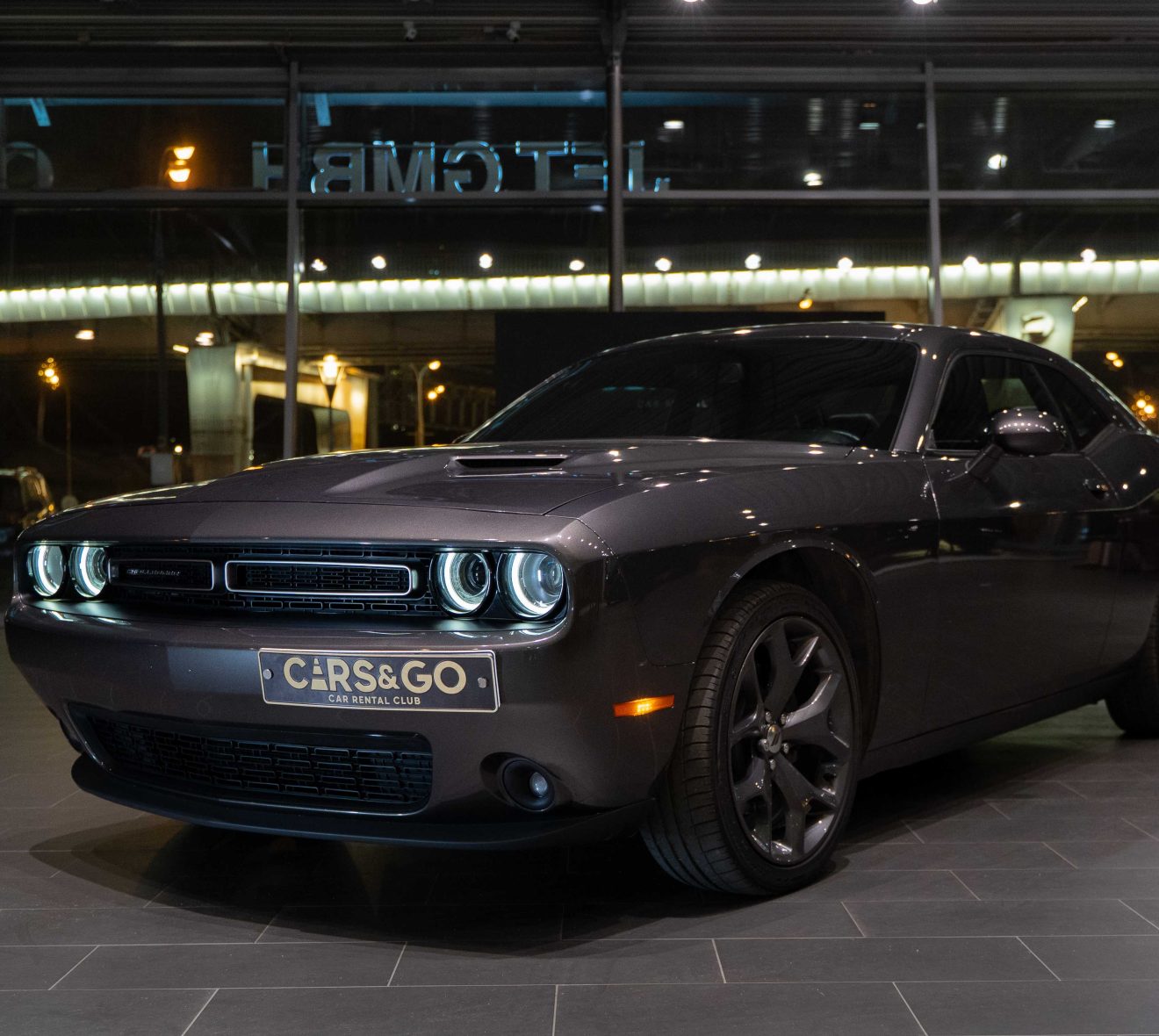 Dodge challenger sxt